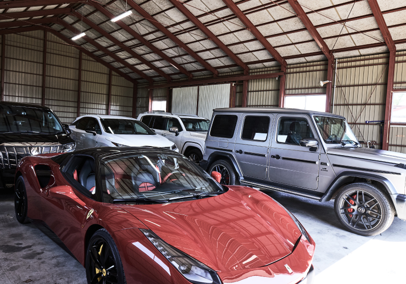 本来の輝きと価値を保つ全車両室内保管